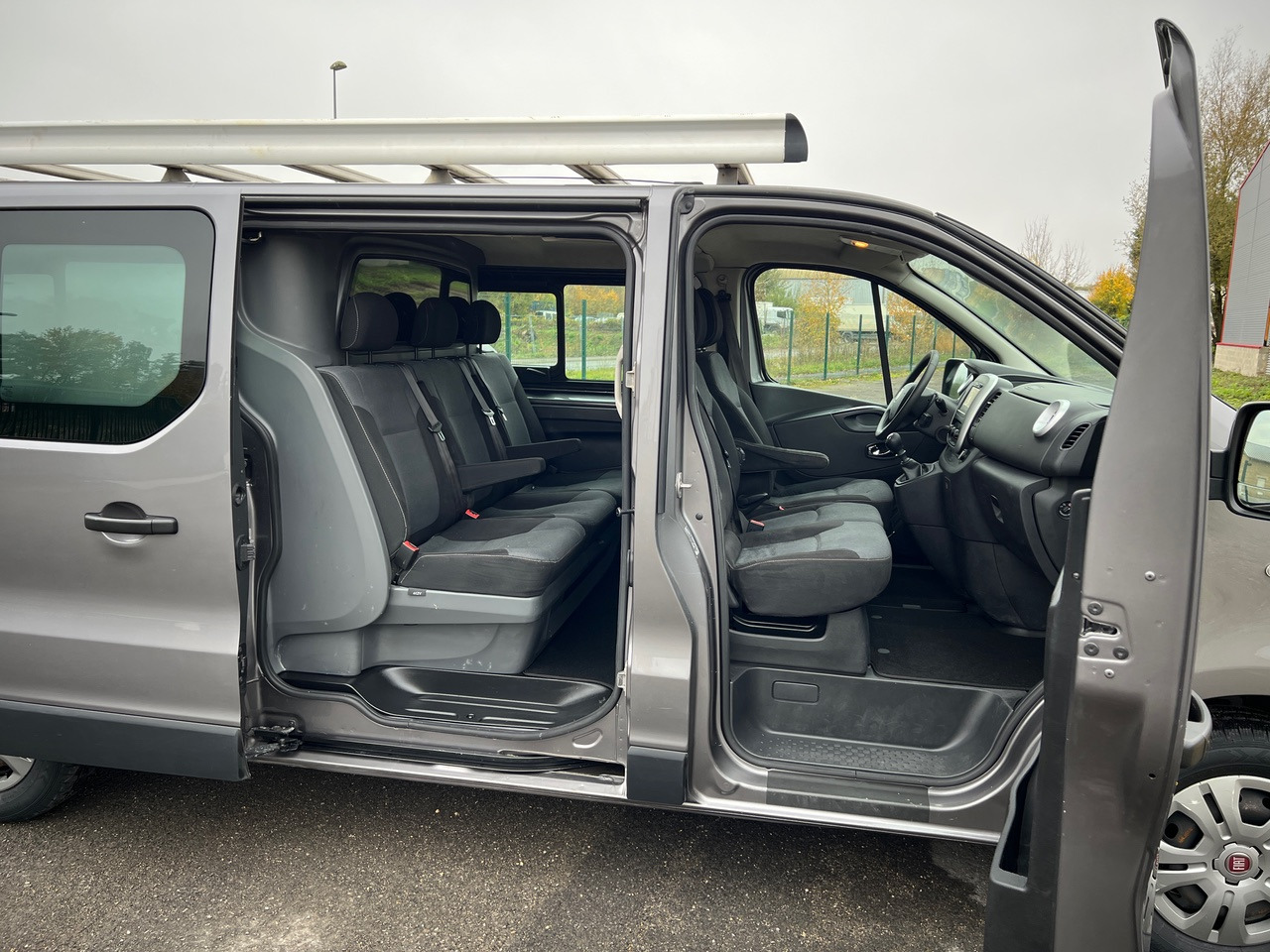 FIAT Talento 6 Places L2H1 EcoJet 145ch Chaine - Van kombi: gambar 2 FIAT Talento 6 Places L2H1 EcoJet 145ch Chaine - Van kombi: gambar 2