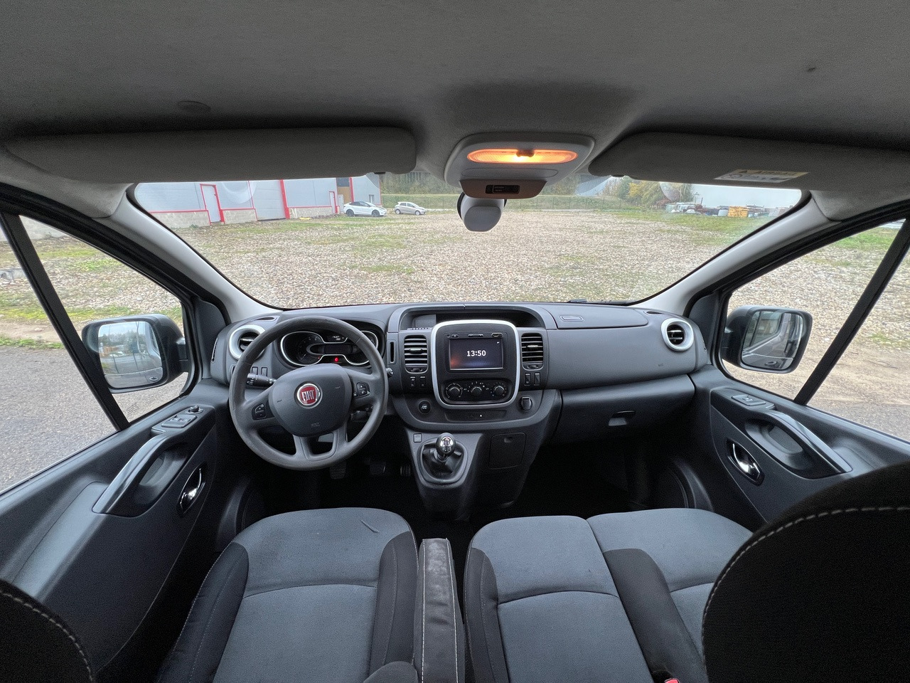 FIAT Talento 6 Places L2H1 EcoJet 145ch Chaine - Van kombi: gambar 5 FIAT Talento 6 Places L2H1 EcoJet 145ch Chaine - Van kombi: gambar 5