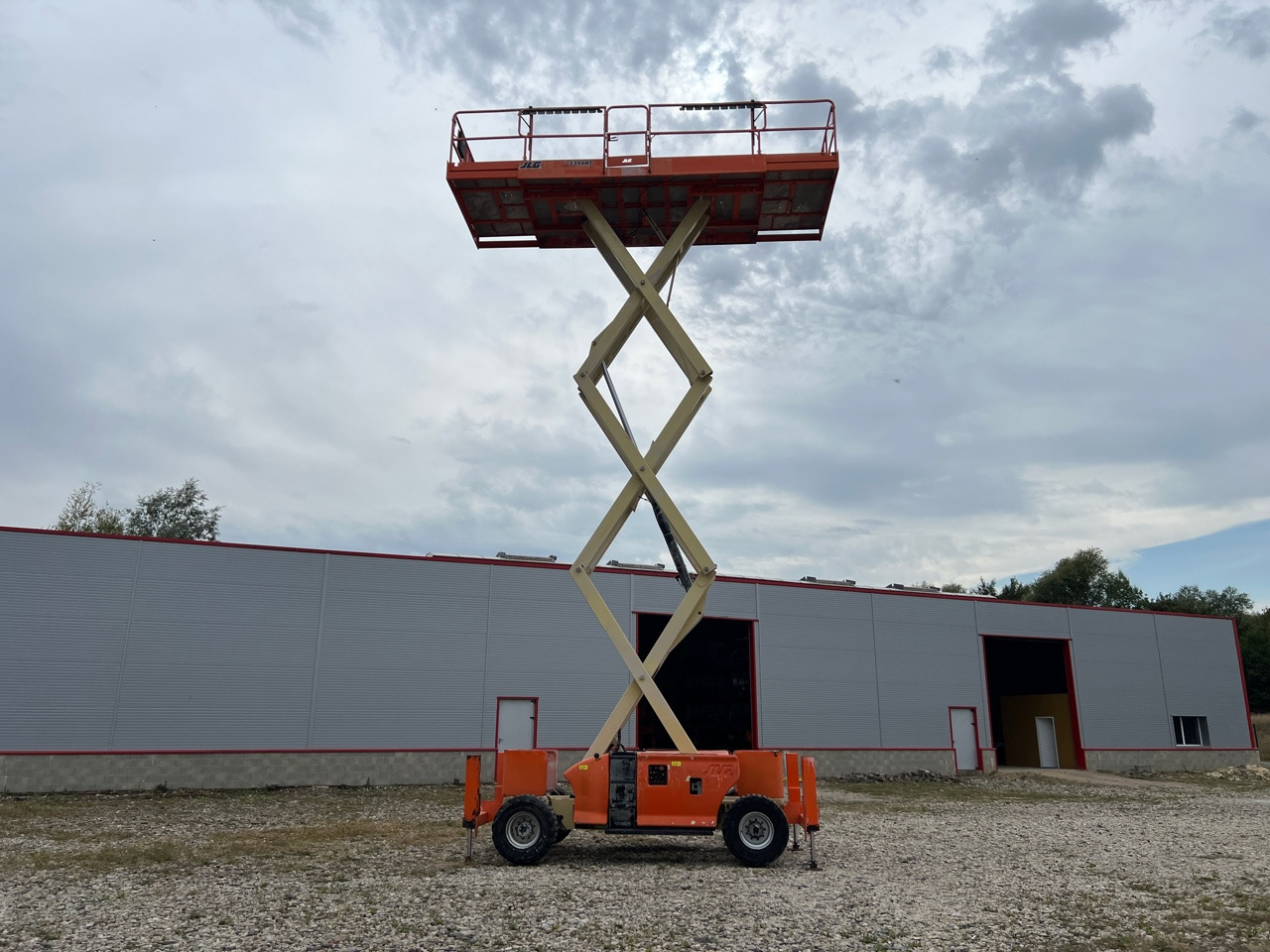 JLG 3394RT - Scissor lifts: gambar 2 JLG 3394RT - Scissor lifts: gambar 2
