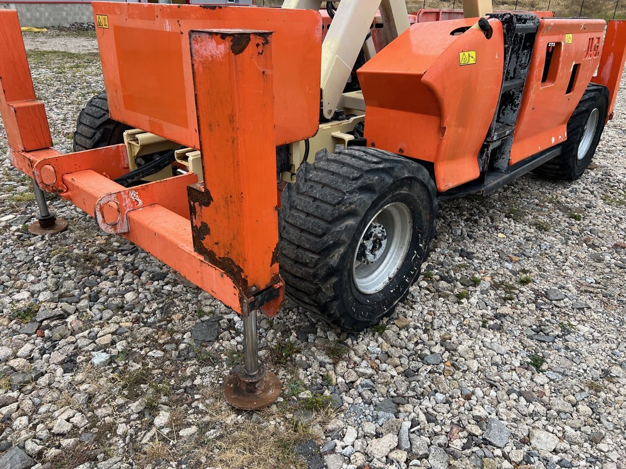 Scissor lifts JLG 3394RT: gambar 14 Scissor lifts JLG 3394RT: gambar 14
