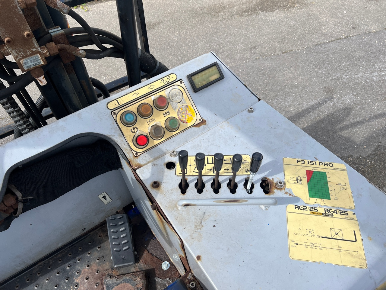 PALFINGER CRAYLER PALFINGER CRAYLER F3 151 - Forklift yang dipasang di truk: gambar 3 PALFINGER CRAYLER PALFINGER CRAYLER F3 151 - Forklift yang dipasang di truk: gambar 3