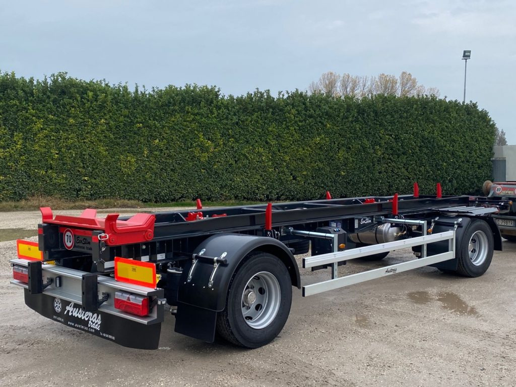 AUSTERAS RIMORCHIO NUOVO AUSTERAS SCARRABILE PNEUMATICO - Trailer lewati: gambar 2 AUSTERAS RIMORCHIO NUOVO AUSTERAS SCARRABILE PNEUMATICO - Trailer lewati: gambar 2