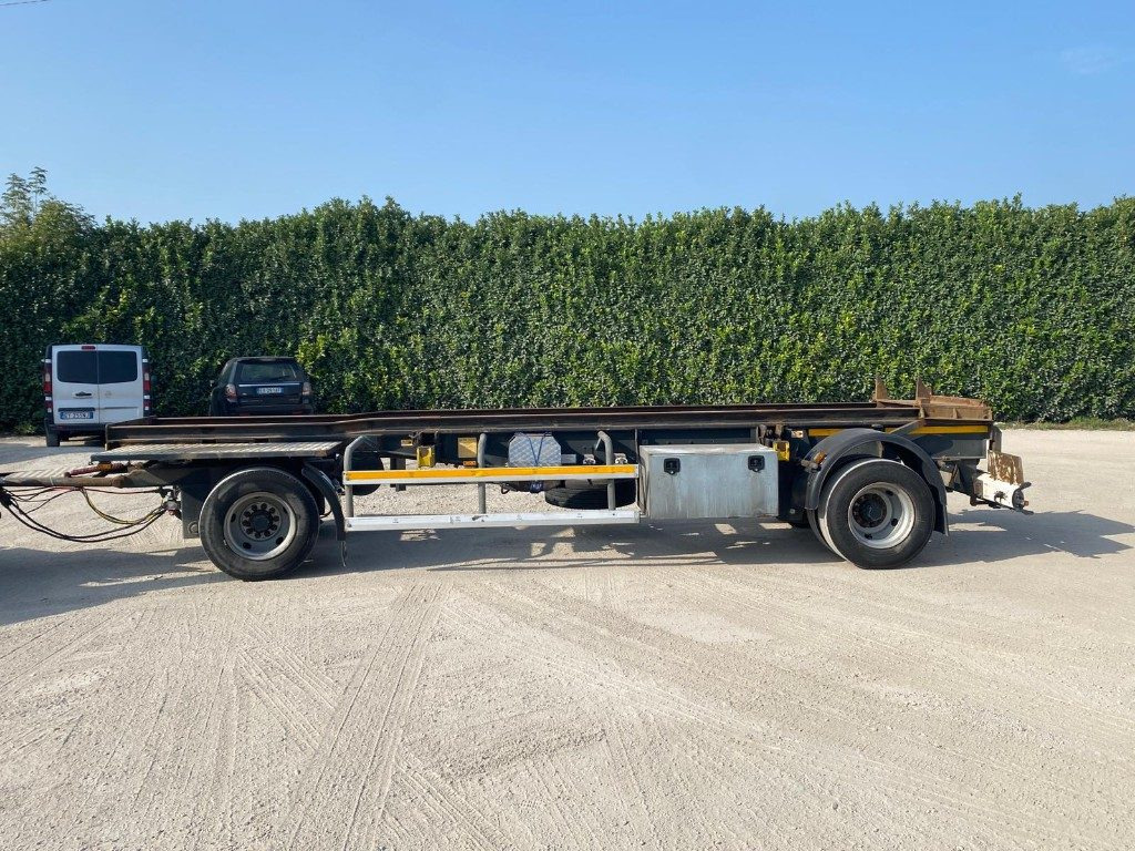 CARDI RIMORCHIO CARDI SCARRABILE PNEUMATICO - Trailer lewati: gambar 5 CARDI RIMORCHIO CARDI SCARRABILE PNEUMATICO - Trailer lewati: gambar 5