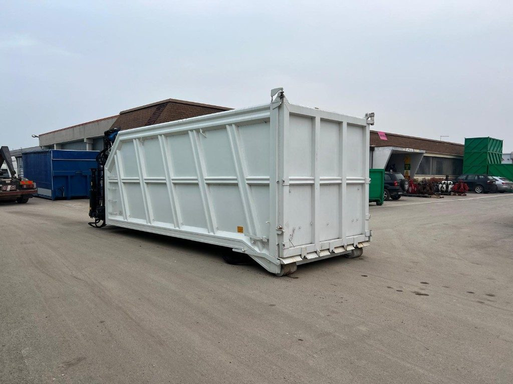 CONTAINER SCARRABILE USATO A CIELO APERTO CON GRU - Wadah kontainer: gambar 4 CONTAINER SCARRABILE USATO A CIELO APERTO CON GRU - Wadah kontainer: gambar 4