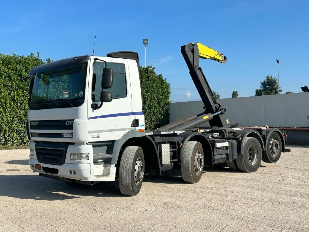 DAF CF85 SCARRABILE - Hook lift: gambar 1 DAF CF85 SCARRABILE - Hook lift: gambar 1