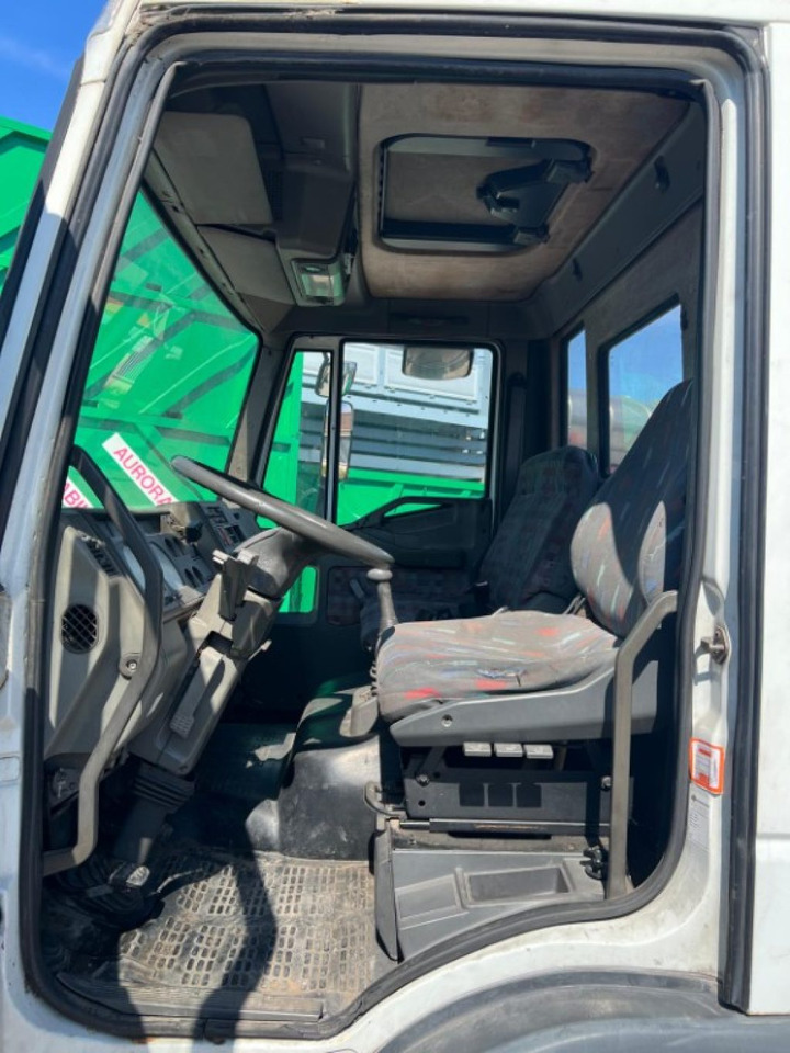 Truk sasis IVECO 80E15 A TELAIO: gambar 7