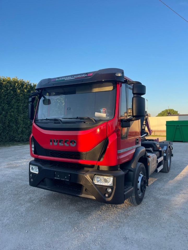 IVECO EUROCARGO 160E32 CON SCARRABILE NUOVO - Hook lift: gambar 4 IVECO EUROCARGO 160E32 CON SCARRABILE NUOVO - Hook lift: gambar 4