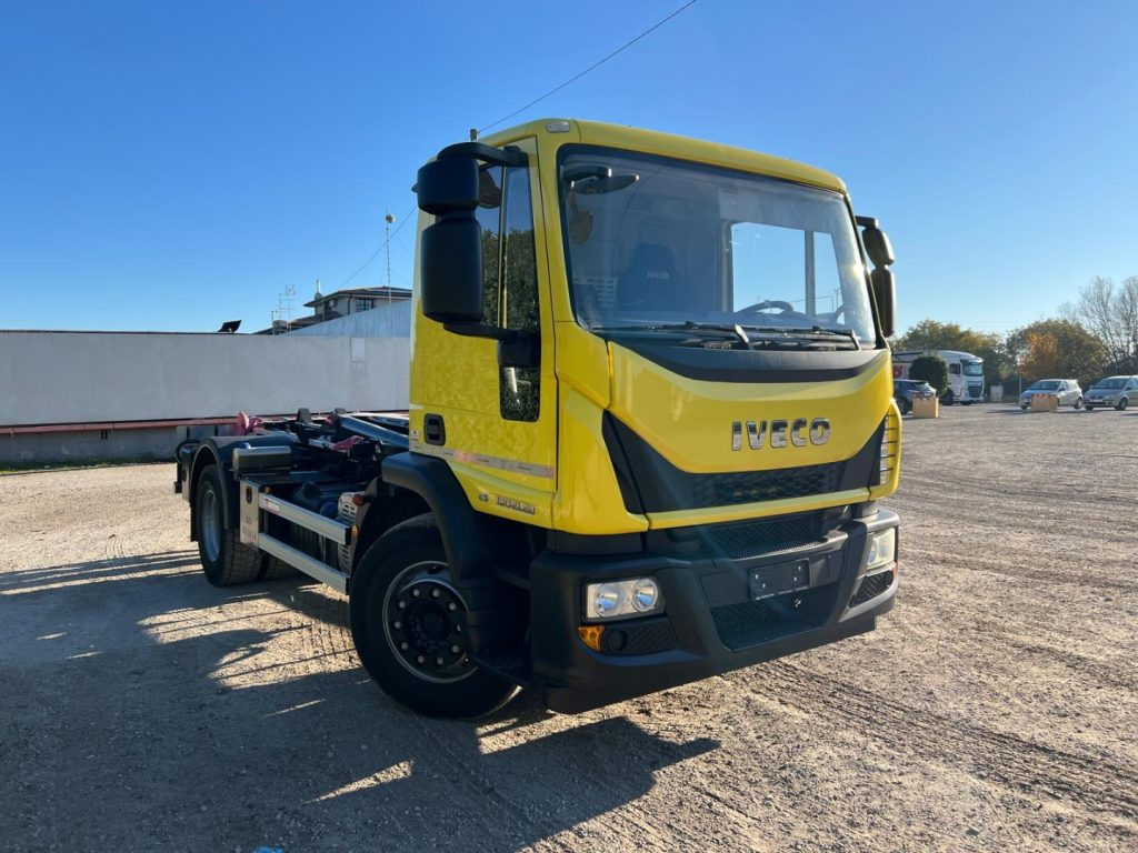 Hook lift IVECO EUROCARGO 180EL28 SCARRABILE: gambar 9