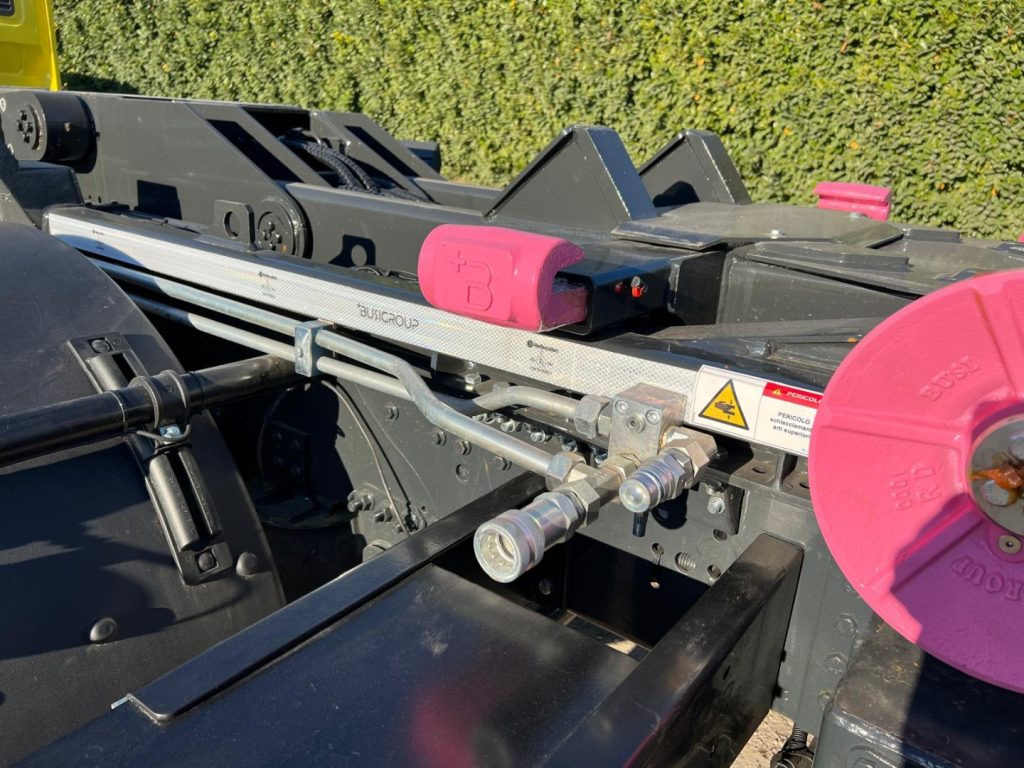 Hook lift IVECO EUROCARGO 180EL28 SCARRABILE: gambar 13