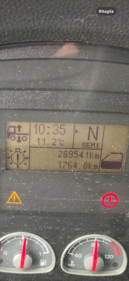 Hook lift IVECO EUROCARGO 180EL28 SCARRABILE: gambar 15