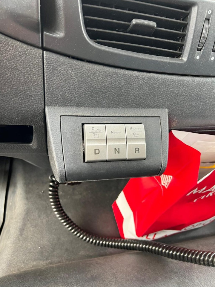 Hook lift IVECO EUROCARGO 180EL28 SCARRABILE: gambar 14