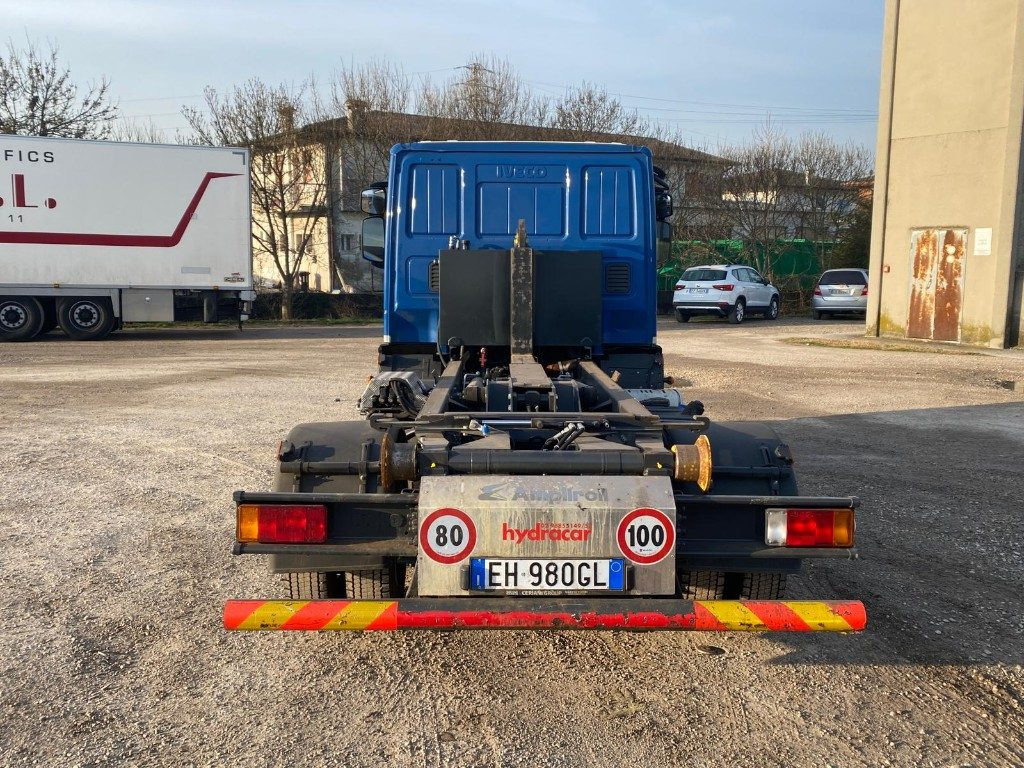 IVECO EUROCARGO 75E18 SCARRABILE - Hook lift: gambar 5 IVECO EUROCARGO 75E18 SCARRABILE - Hook lift: gambar 5