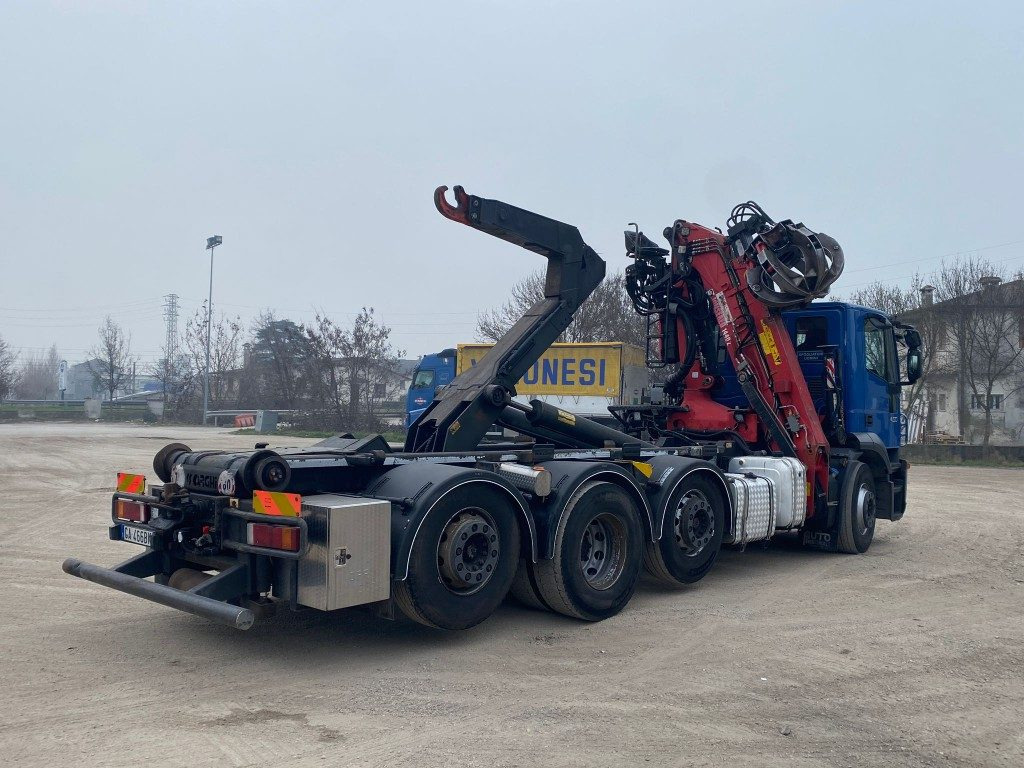 IVECO STRALIS 260.450 SCARRABILE CON GRU - Hook lift: gambar 5 IVECO STRALIS 260.450 SCARRABILE CON GRU - Hook lift: gambar 5