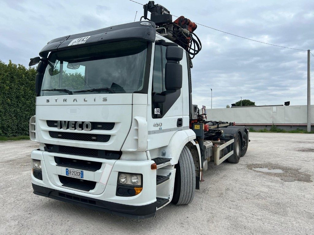 IVECO STRALIS 260E45 SCARRABILE - Hook lift: gambar 1 IVECO STRALIS 260E45 SCARRABILE - Hook lift: gambar 1