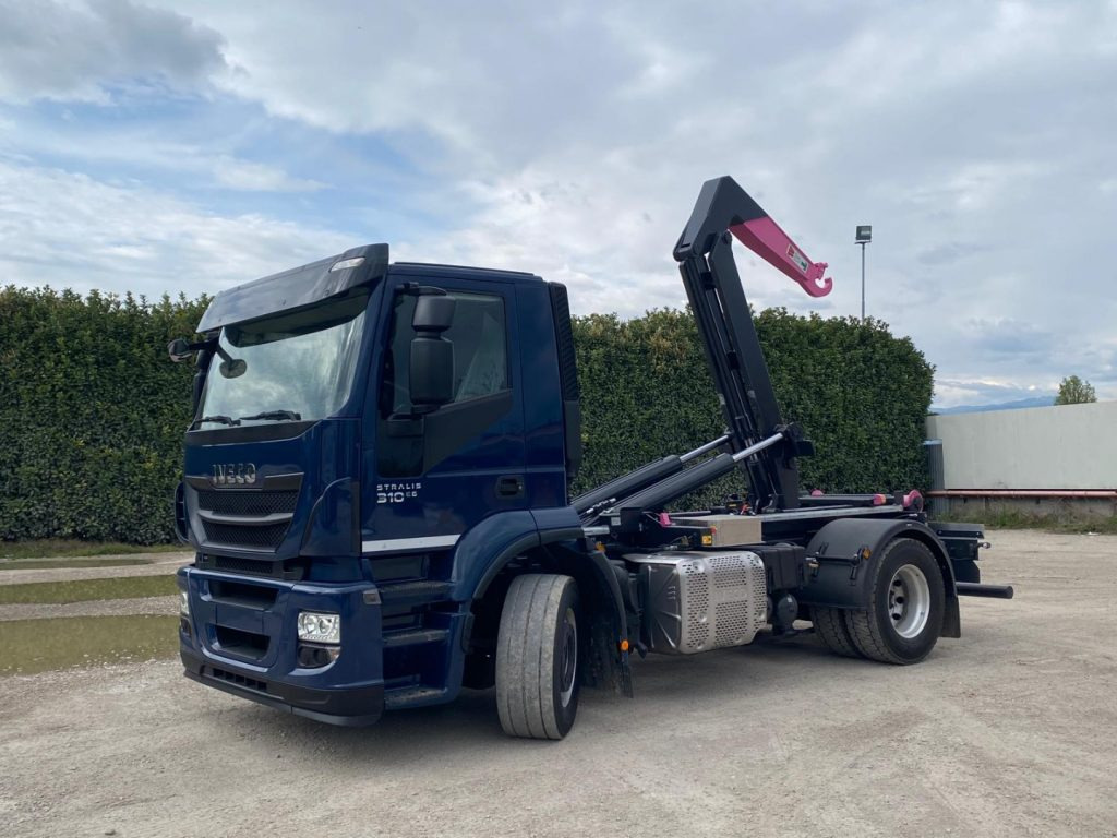 IVECO STRALIS 310 SCARRABILE FULL PNEUMATICO - Hook lift: gambar 1 IVECO STRALIS 310 SCARRABILE FULL PNEUMATICO - Hook lift: gambar 1