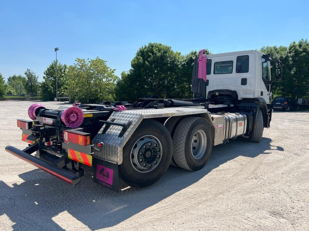 IVECO STRALIS 460 SCARRABILE - Hook lift: gambar 5 IVECO STRALIS 460 SCARRABILE - Hook lift: gambar 5