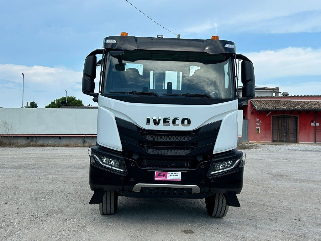 Hook lift baru IVECO TRAKKER T-WAY AD380T NUOVO SCARRABILE: gambar 10