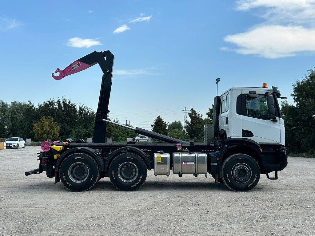 Hook lift baru IVECO TRAKKER T-WAY AD380T NUOVO SCARRABILE: gambar 6