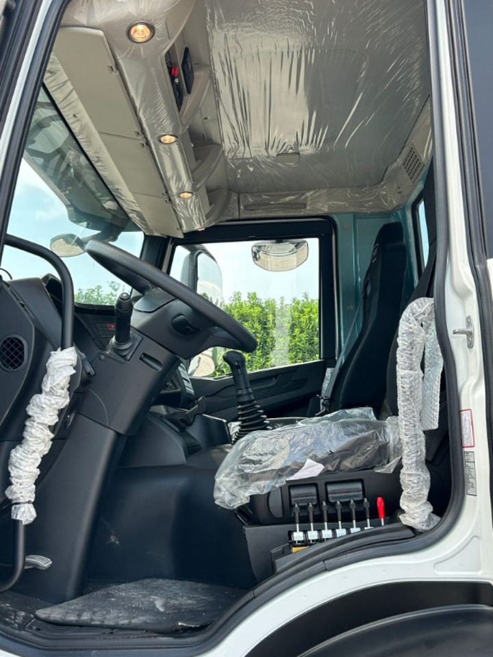 Hook lift baru IVECO TRAKKER T-WAY AD380T NUOVO SCARRABILE: gambar 8