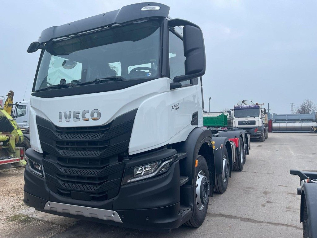 IVECO X-WAY AD350X480YPS SCARRABILE NUOVO - Hook lift: gambar 1 IVECO X-WAY AD350X480YPS SCARRABILE NUOVO - Hook lift: gambar 1