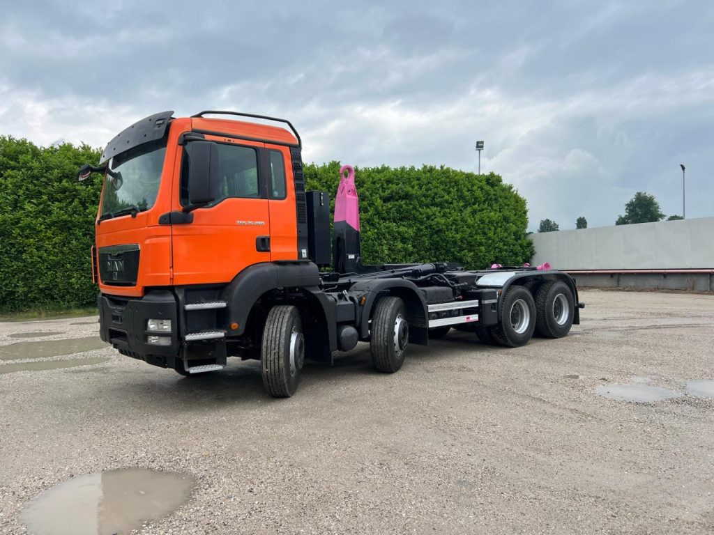 MAN TGS 35.480 SCARRABILE - Hook lift: gambar 1 MAN TGS 35.480 SCARRABILE - Hook lift: gambar 1