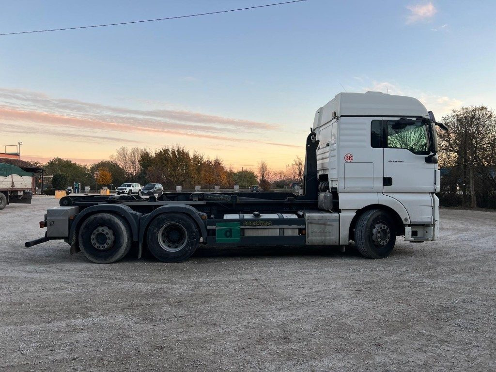 MAN TGX 26.480 USATO SCARRABILE - Hook lift: gambar 5 MAN TGX 26.480 USATO SCARRABILE - Hook lift: gambar 5