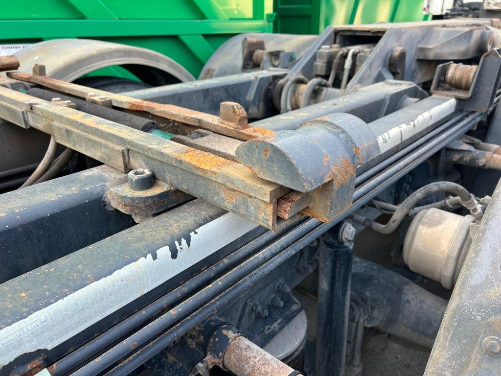 SCANIA R480 USATO SCARRABILE 6X2 - Hook lift: gambar 5 SCANIA R480 USATO SCARRABILE 6X2 - Hook lift: gambar 5