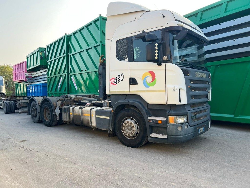 SCANIA R480 USATO SCARRABILE 6X2 - Hook lift: gambar 2 SCANIA R480 USATO SCARRABILE 6X2 - Hook lift: gambar 2