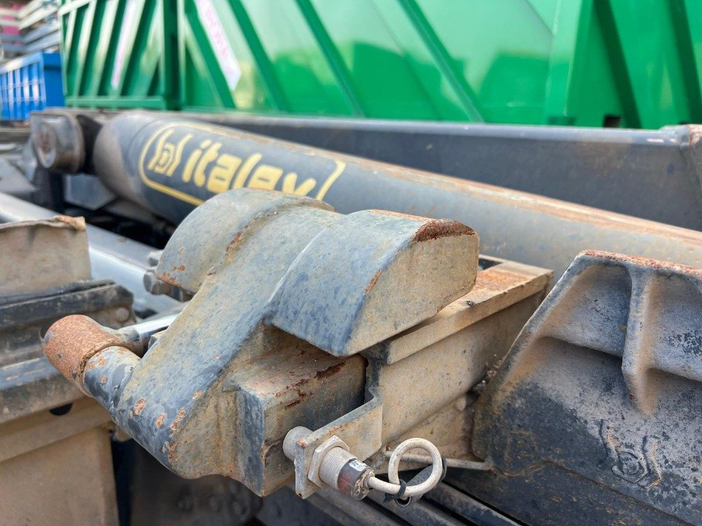 SCANIA R480 USATO SCARRABILE 6X2 - Hook lift: gambar 4 SCANIA R480 USATO SCARRABILE 6X2 - Hook lift: gambar 4