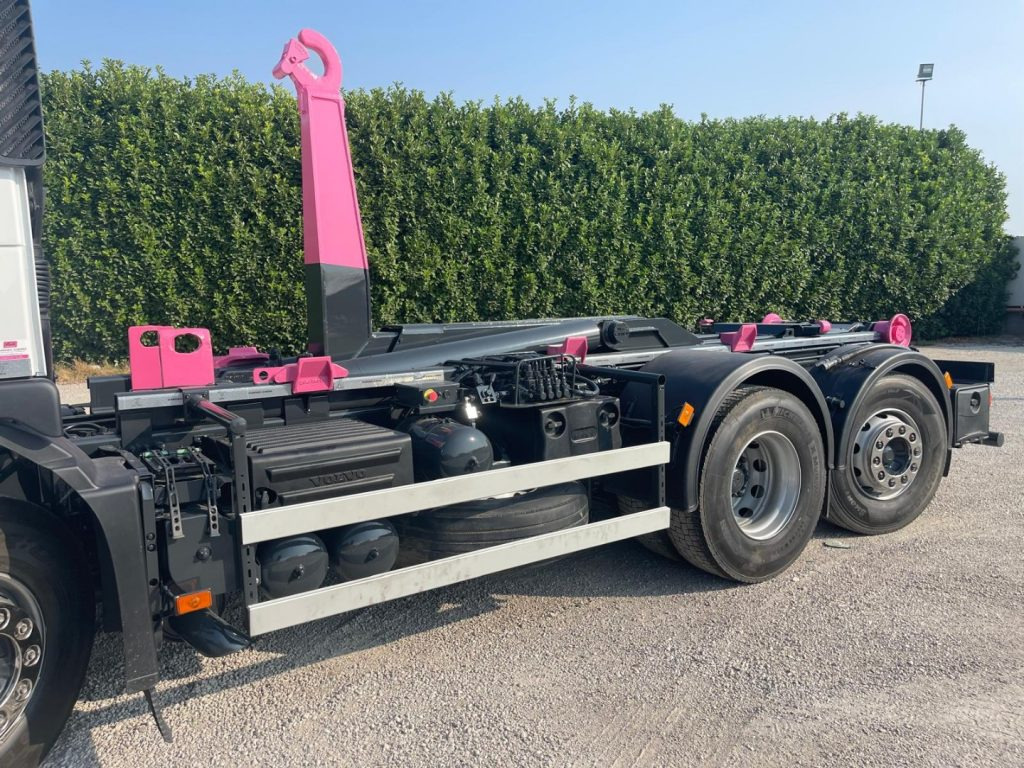 VOLVO FM9 SCARRABILE - Hook lift: gambar 4 VOLVO FM9 SCARRABILE - Hook lift: gambar 4