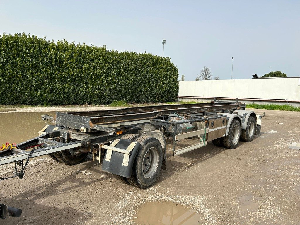 ZORZI RIMORCHIO ZORZI 26R070 SCARRABILE BALESTRATO - Trailer lewati: gambar 1 ZORZI RIMORCHIO ZORZI 26R070 SCARRABILE BALESTRATO - Trailer lewati: gambar 1