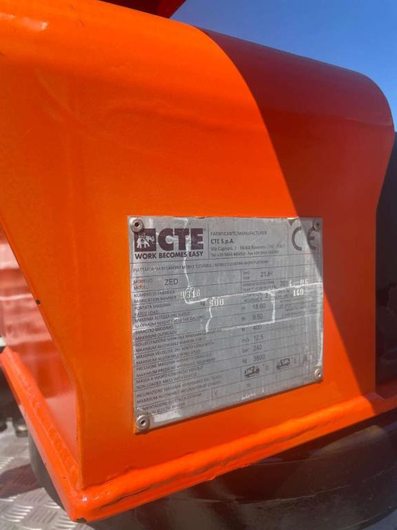 Platform udara yang dipasang di truk CTE ZED 21JH: gambar 10