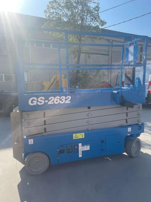 Genie GS-2632 - Scissor lifts: gambar 2 Genie GS-2632 - Scissor lifts: gambar 2