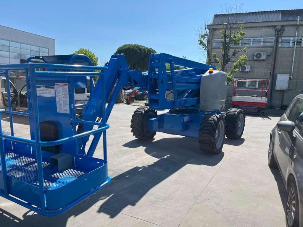 Genie Z45/25 - Boom artikulasi: gambar 2 Genie Z45/25 - Boom artikulasi: gambar 2