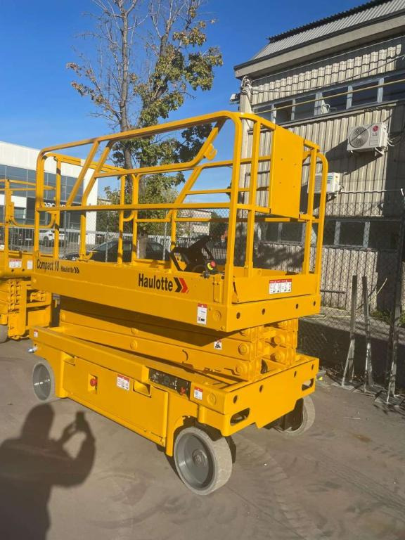 Haulotte COMPACT 10 - Scissor lifts: gambar 1 Haulotte COMPACT 10 - Scissor lifts: gambar 1