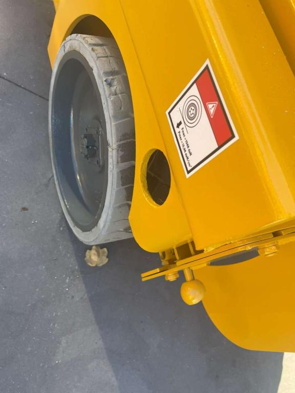 Haulotte COMPACT 10N - Scissor lifts: gambar 5 Haulotte COMPACT 10N - Scissor lifts: gambar 5