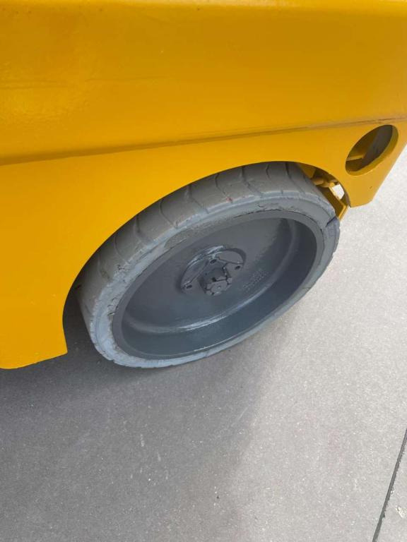 Haulotte COMPACT 10N - Scissor lifts: gambar 5 Haulotte COMPACT 10N - Scissor lifts: gambar 5