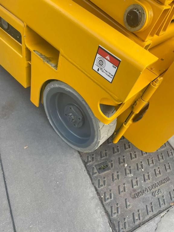 Haulotte OPTIMUM 8 - Scissor lifts: gambar 5 Haulotte OPTIMUM 8 - Scissor lifts: gambar 5