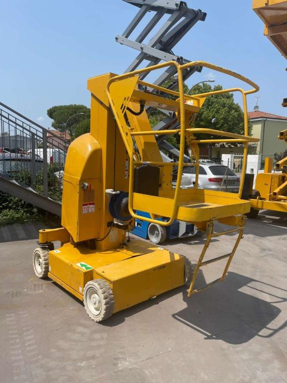 Haulotte STAR12 - Lift tiang vertikal: gambar 2 Haulotte STAR12 - Lift tiang vertikal: gambar 2