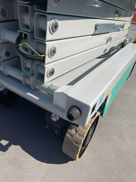 Imer IT12122 - Scissor lifts: gambar 5 Imer IT12122 - Scissor lifts: gambar 5