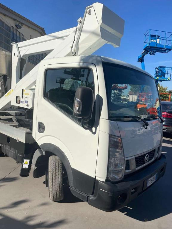 PALAFINGER P200A - Platform udara yang dipasang di truk: gambar 5 PALAFINGER P200A - Platform udara yang dipasang di truk: gambar 5