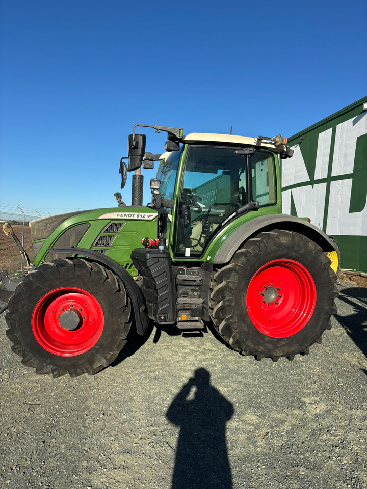 Fendt Fendt 512 Power Plus - Traktor kehutanan: gambar 1 Fendt Fendt 512 Power Plus - Traktor kehutanan: gambar 1
