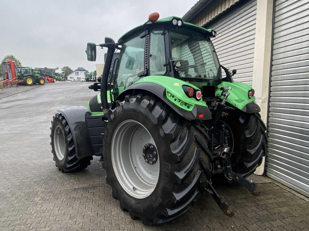 Deutz-Fahr 6190 Agrotron TTV - Traktor: gambar 4 Deutz-Fahr 6190 Agrotron TTV - Traktor: gambar 4