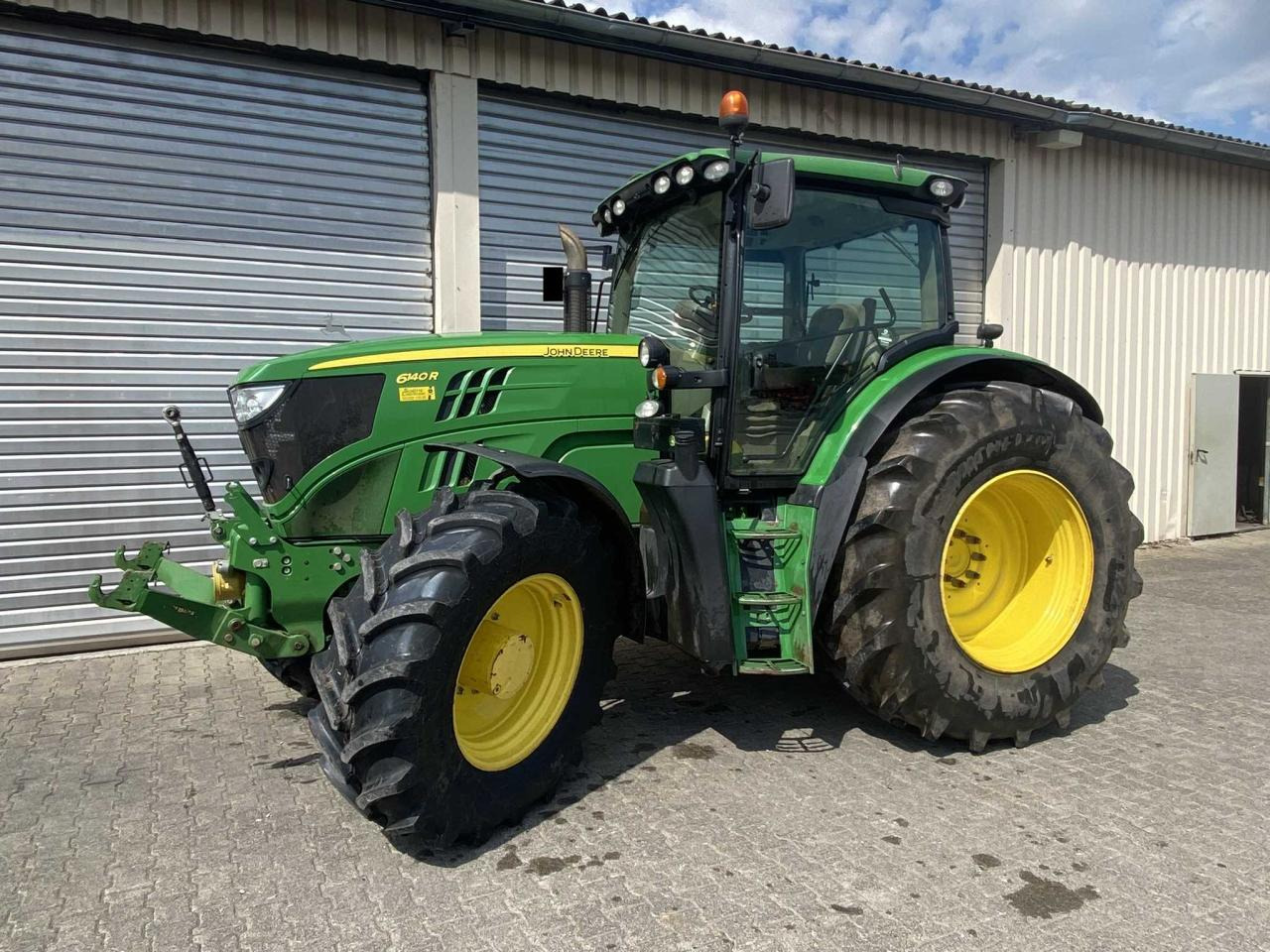 John Deere 6140R - Traktor: gambar 5 John Deere 6140R - Traktor: gambar 5