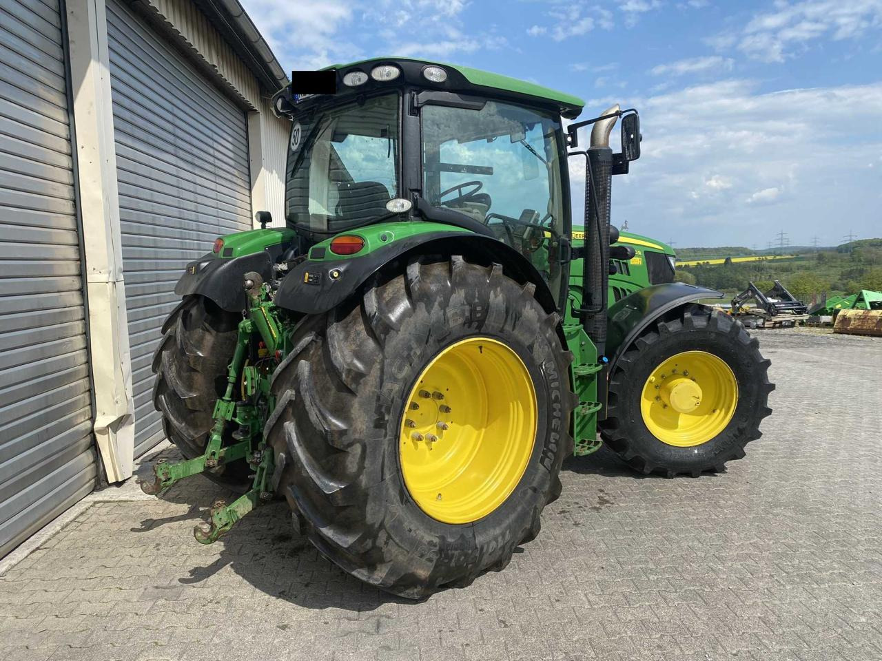 John Deere 6140R - Traktor: gambar 4 John Deere 6140R - Traktor: gambar 4