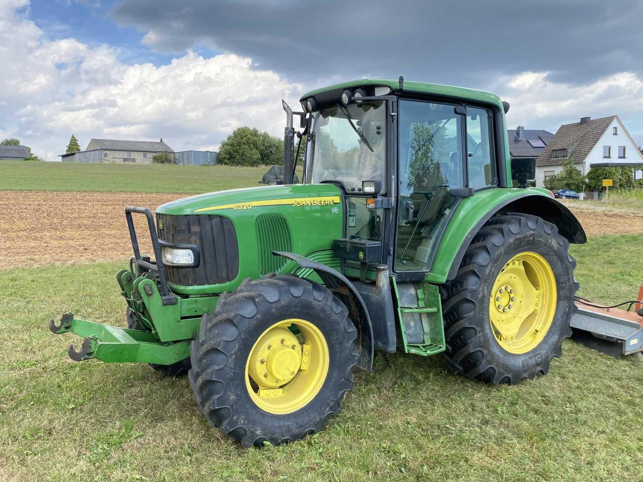 John Deere 6320 Premium - Traktor: gambar 2 John Deere 6320 Premium - Traktor: gambar 2