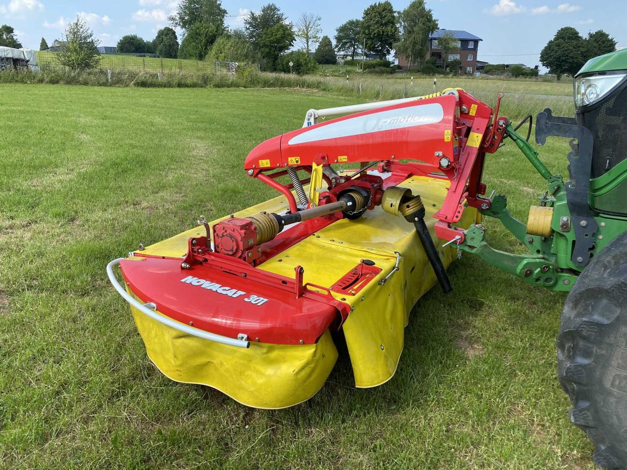 Pöttinger NOVACAT 301 alpha-mo - Mesin pemotong padang rumput: gambar 1 Pöttinger NOVACAT 301 alpha-mo - Mesin pemotong padang rumput: gambar 1
