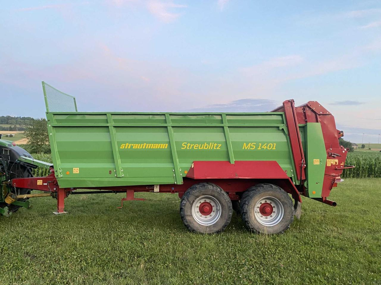 Strautmann MS 1401 - Penyebar kotoran: gambar 1 Strautmann MS 1401 - Penyebar kotoran: gambar 1