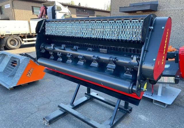 Seppi MH7 ja SMO-H3-125 - Mesin pemotong chopper: gambar 1 Seppi MH7 ja SMO-H3-125 - Mesin pemotong chopper: gambar 1