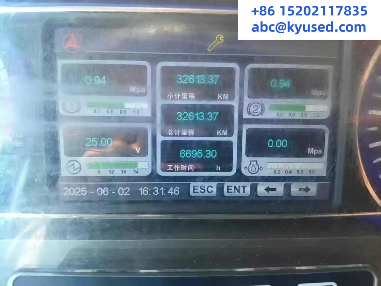 SANY STC1000C7 100ton truck mobile crane - Derek bergerak: gambar 5 SANY STC1000C7 100ton truck mobile crane - Derek bergerak: gambar 5